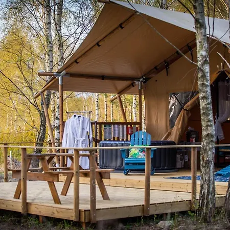 Kaskada Glamping * Łódź